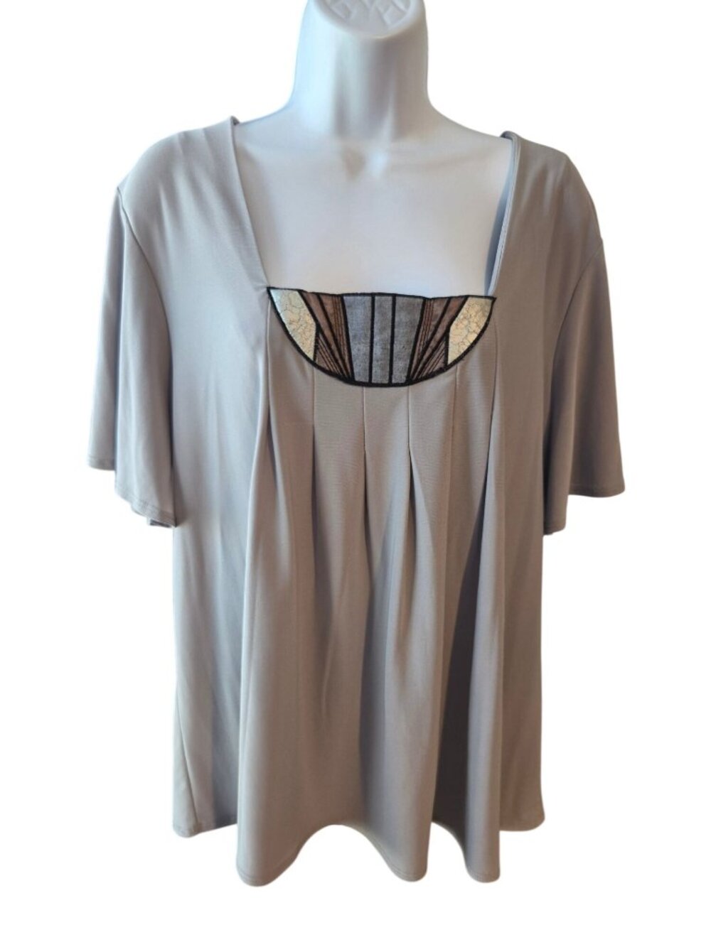 Monroe & Main Womens L Gray Tunic Top Geometric Embroidered Art Deco USA Made